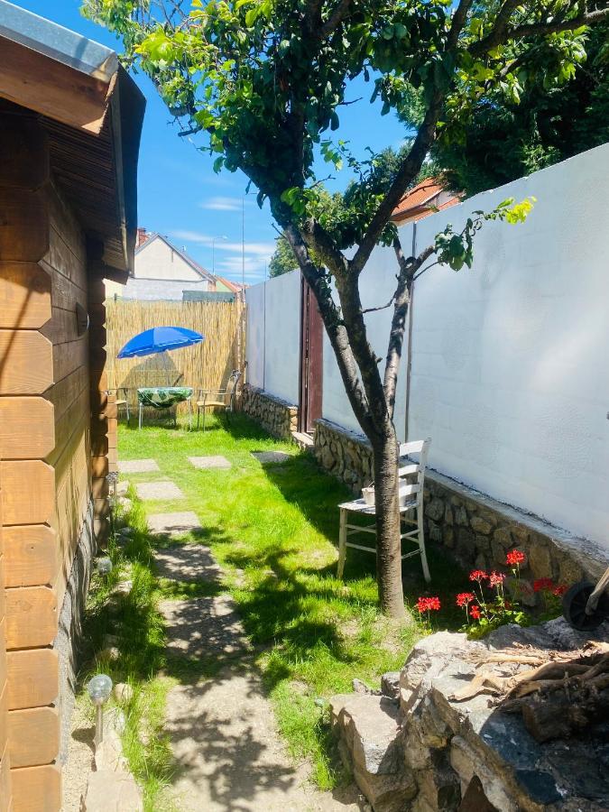 Chatky Daniel-Mikulov, A Private Campsite Just For You Bagian luar foto
