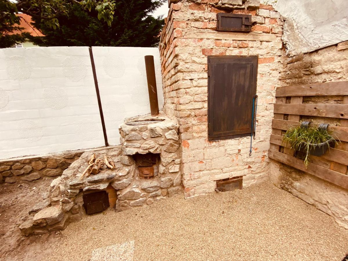 Chatky Daniel-Mikulov, A Private Campsite Just For You Bagian luar foto